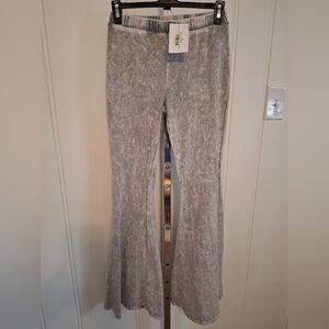 J. Her Stretch Flare Pants/ Leggings Size Small